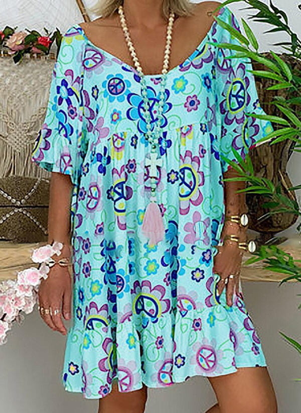 Sukienka Cikelly mini oversize z dekoltem w kształcie litery v