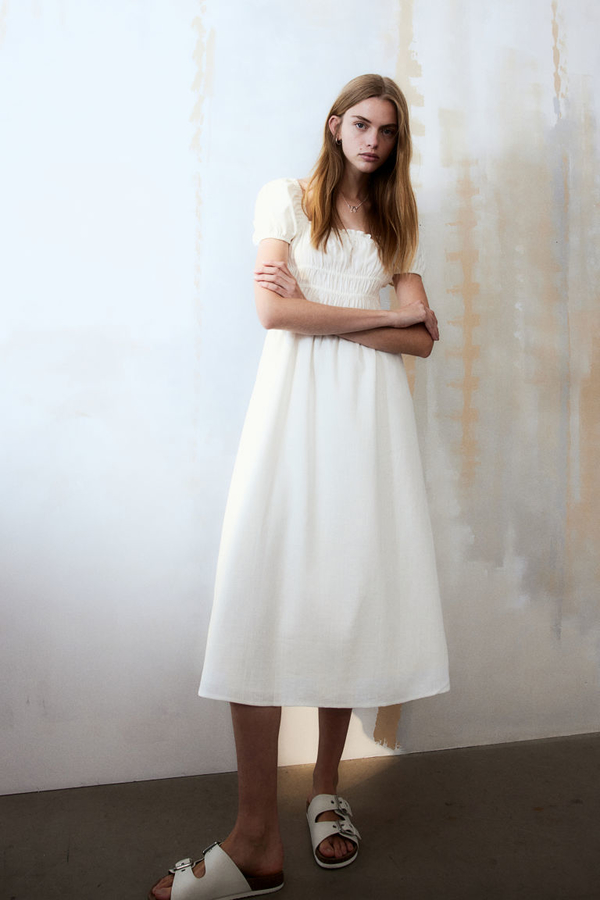 Sukienka H & M prosta w stylu casual z dekoltem w karo