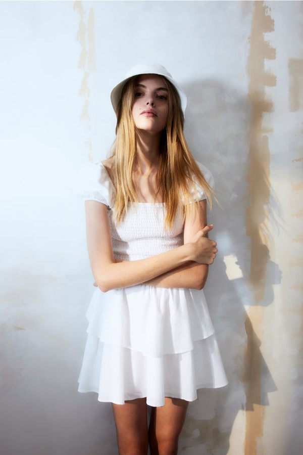 Sukienka H & M w stylu casual mini z krótkim rękawem