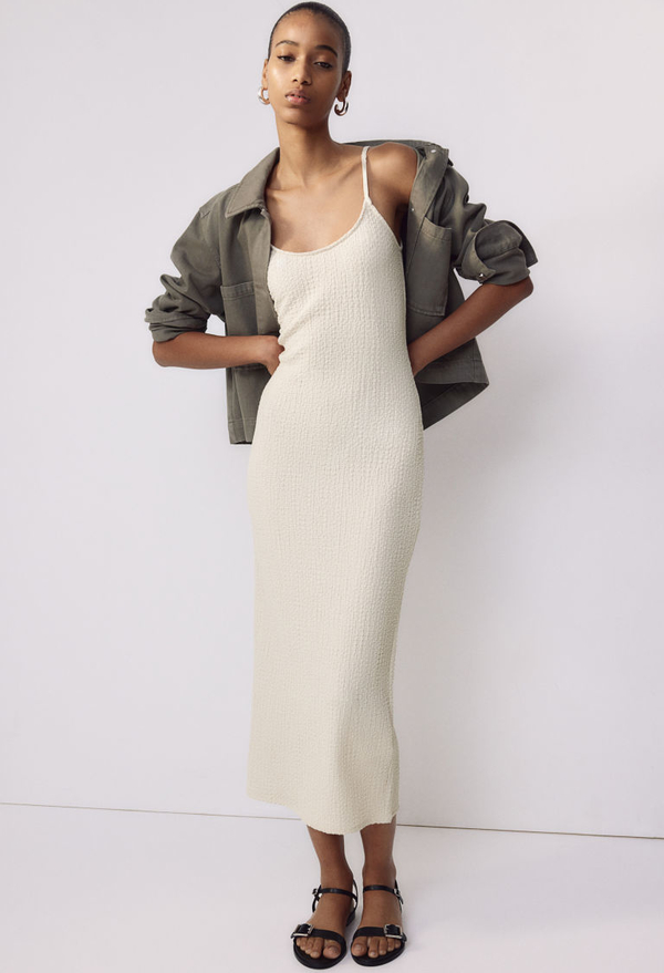 Sukienka H & M w stylu casual z dekoltem w kształcie litery v