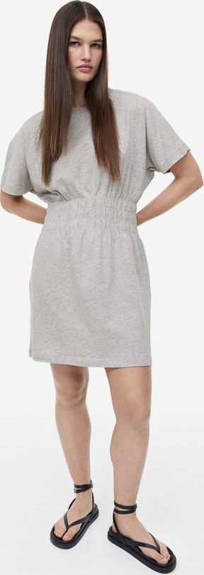 Sukienka H & M w stylu casual z dżerseju z krótkim rękawem