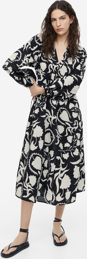Sukienka H & M z bawełny z dekoltem w kształcie litery v w stylu casual