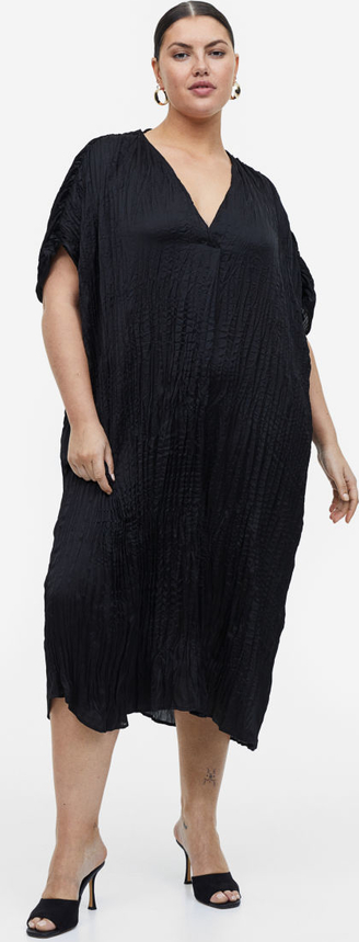 Sukienka H & M z dekoltem w kształcie litery v w stylu casual
