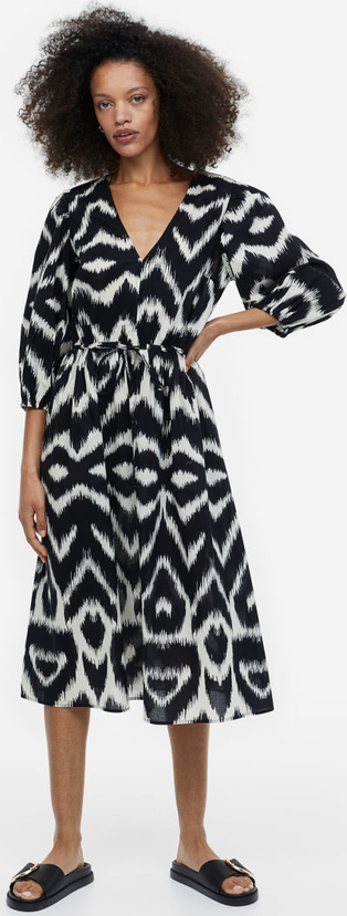 Sukienka H & M z dekoltem w kształcie litery v w stylu casual z tkaniny