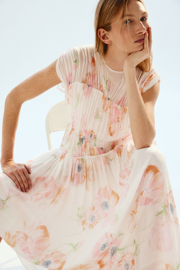 Sukienka H & M z okrągłym dekoltem z tkaniny