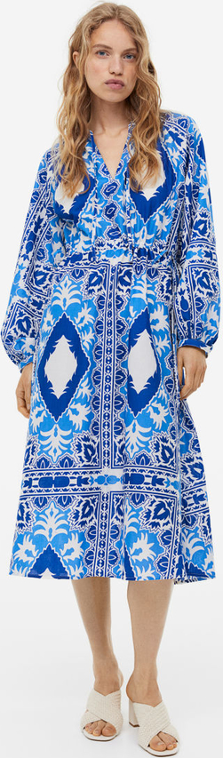 Sukienka H & M z tkaniny z dekoltem w kształcie litery v w stylu casual