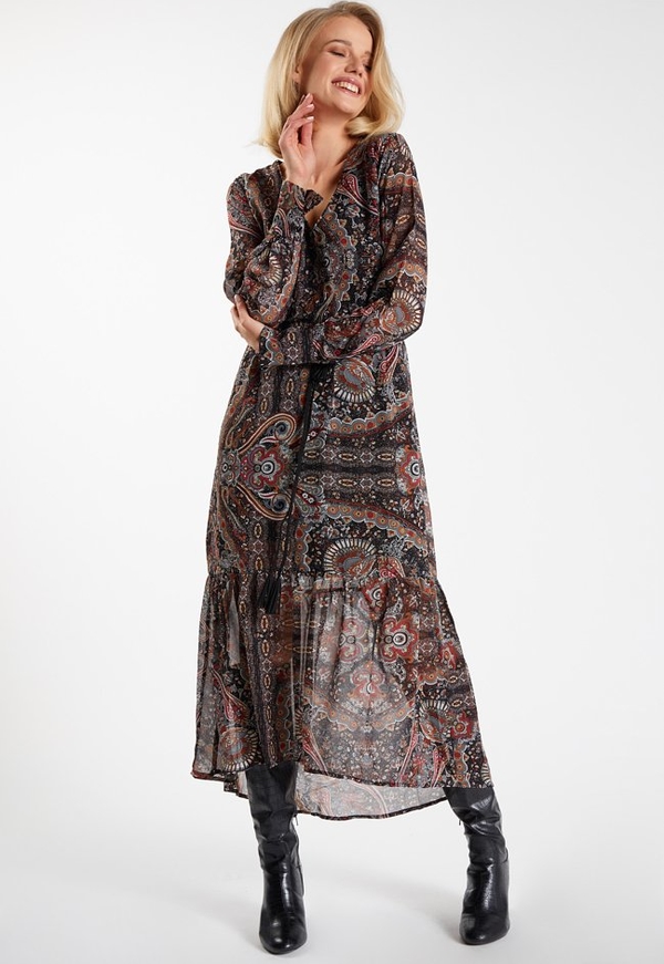 Sukienka Monnari maxi z dekoltem w kształcie litery v z długim rękawem