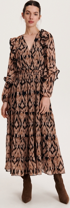 Sukienka Reserved maxi z dekoltem w kształcie litery v