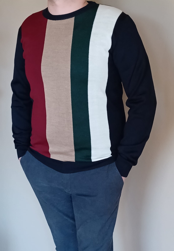 Sweter Bodara z wełny w stylu casual z okrągłym dekoltem