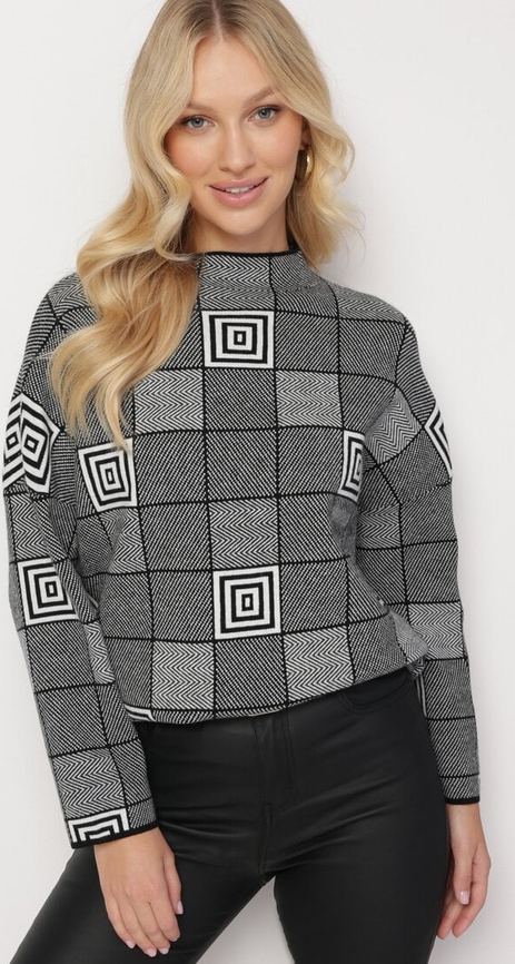 Sweter born2be w stylu casual w geometryczne wzory
