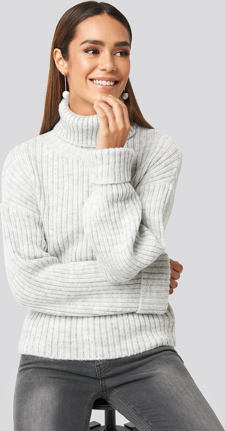 Sweter NA-KD w stylu casual