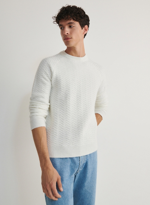 Sweter Reserved w stylu casual z okrągłym dekoltem