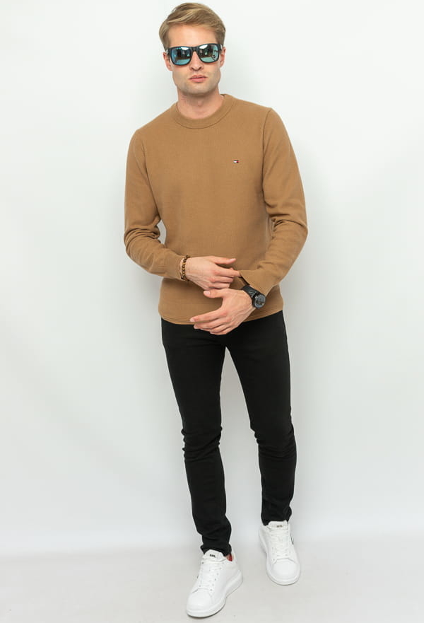 Sweter Tommy Hilfiger z okrągłym dekoltem w stylu casual