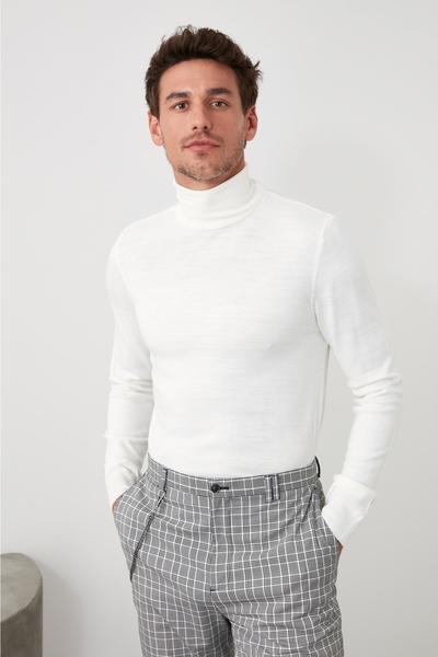 Sweter Trendyol w stylu casual z golfem