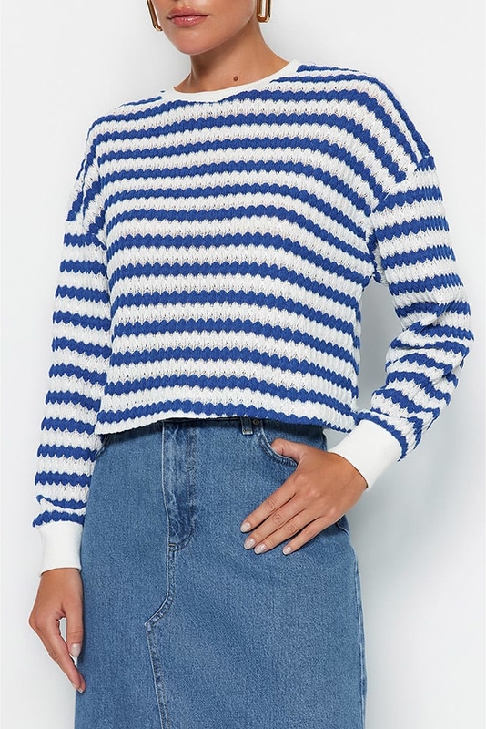 Sweter Trendyol z bawełny