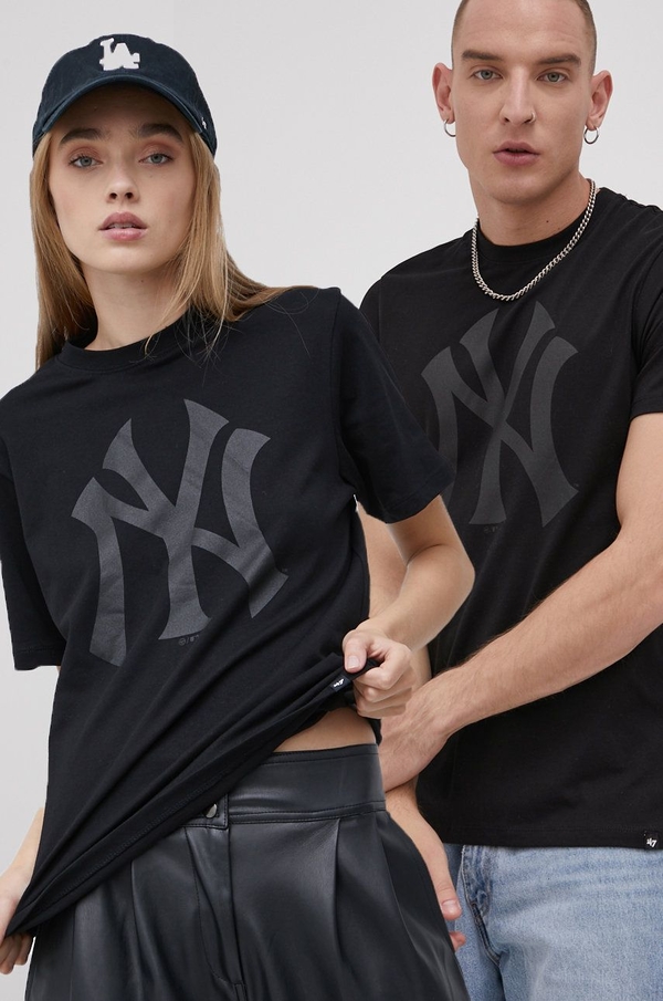 T-shirt 47 Brand z krótkim rękawem w młodzieżowym stylu z nadrukiem