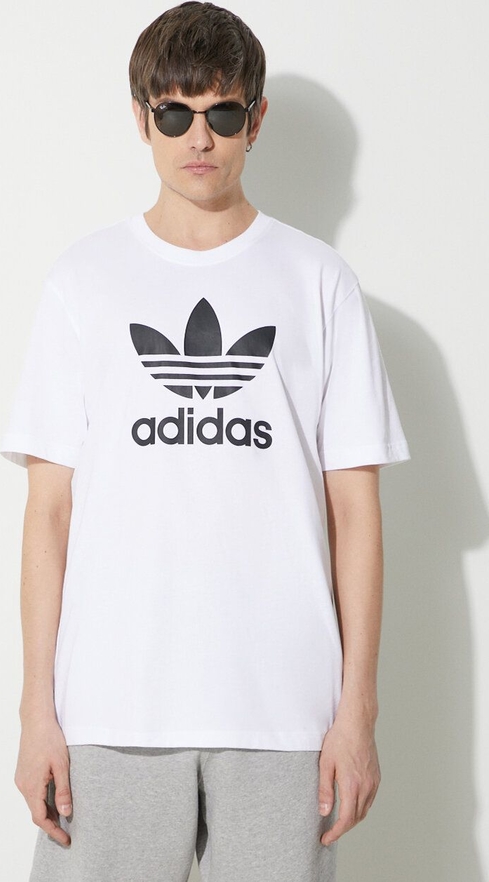 T-shirt Adidas Originals w sportowym stylu