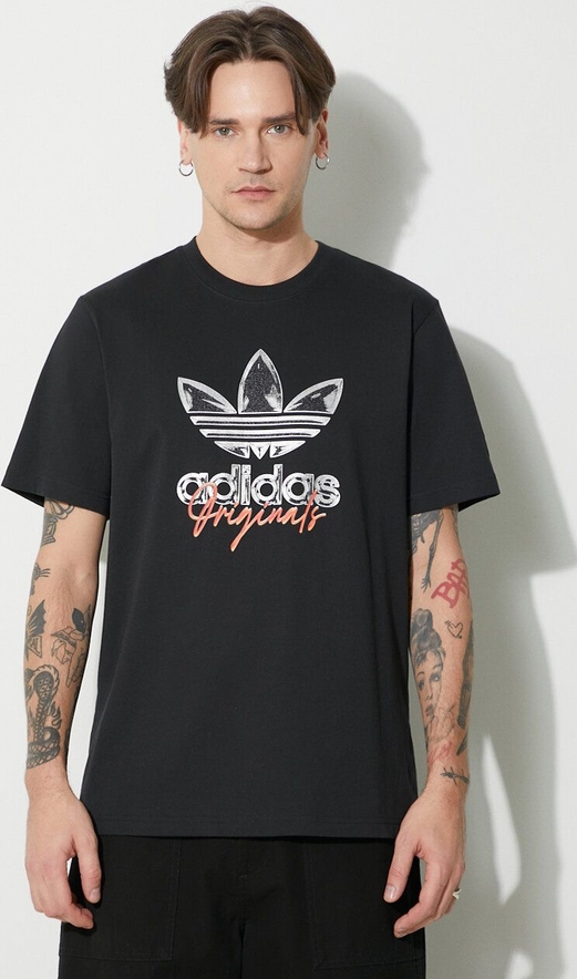 T-shirt Adidas Originals w sportowym stylu z krótkim rękawem