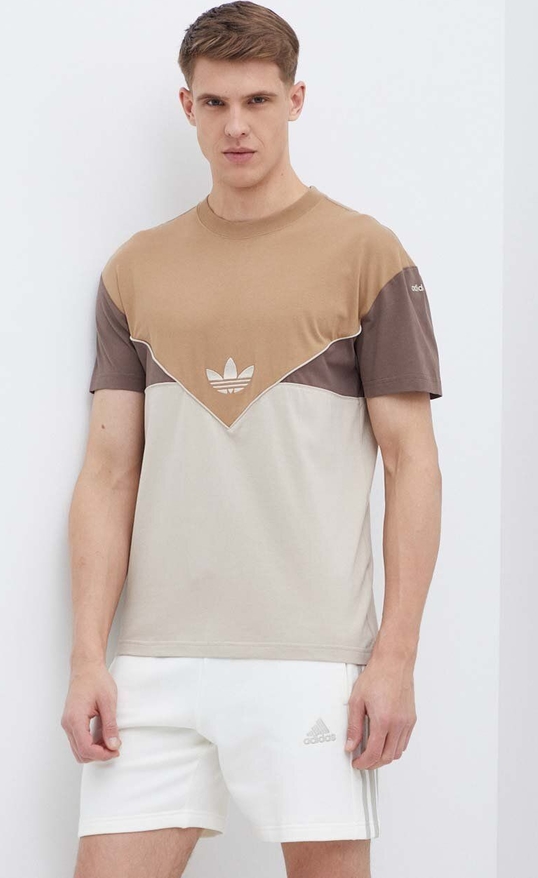 T-shirt Adidas Originals w sportowym stylu z krótkim rękawem z bawełny