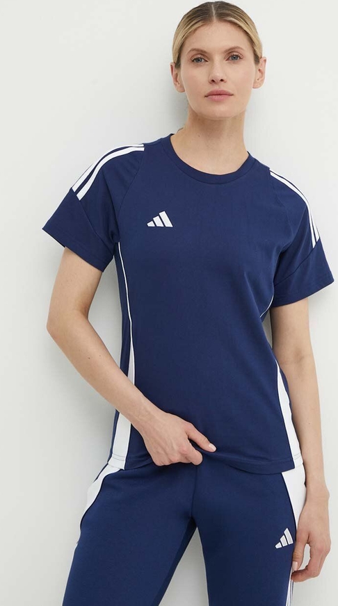T-shirt Adidas Performance w sportowym stylu