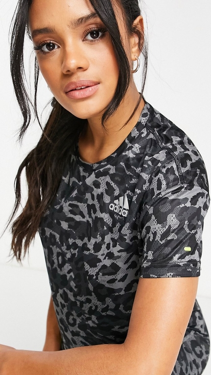 T-shirt Adidas Performance w sportowym stylu z krótkim rękawem z okrągłym dekoltem