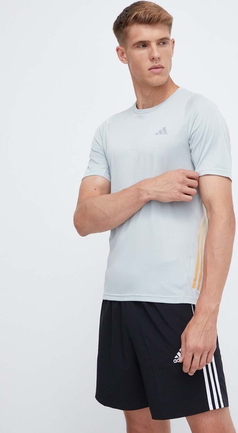 T-shirt Adidas Performance w sportowym stylu z nadrukiem