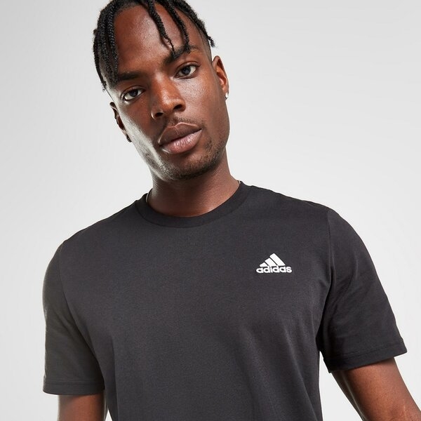T-shirt Adidas Sportswear w sportowym stylu z krótkim rękawem