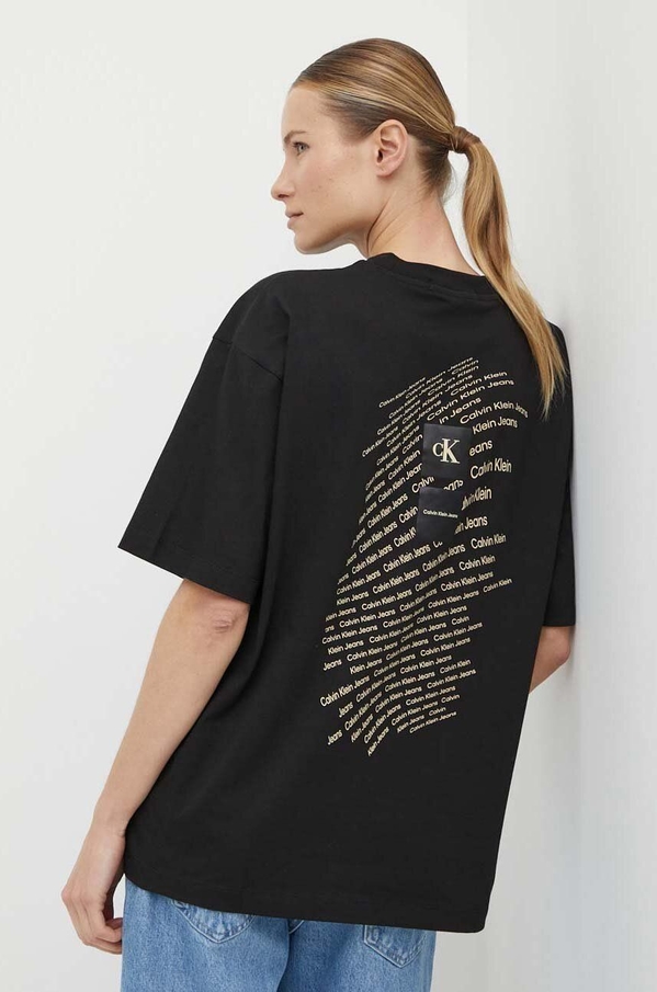 T-shirt Calvin Klein z bawełny w młodzieżowym stylu z okrągłym dekoltem