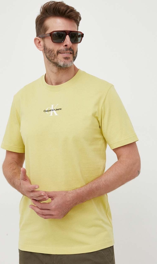 T-shirt Calvin Klein z krótkim rękawem w stylu casual z nadrukiem