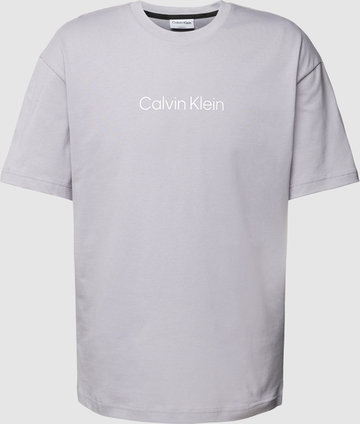 T-shirt Calvin Klein z nadrukiem w młodzieżowym stylu z krótkim rękawem
