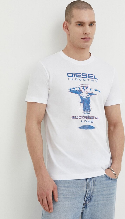 T-shirt Diesel w młodzieżowym stylu