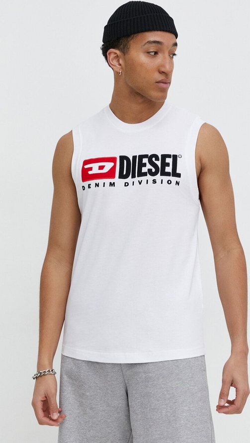T-shirt Diesel z bawełny w młodzieżowym stylu