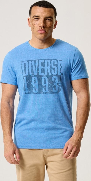 T-shirt Diverse w młodzieżowym stylu