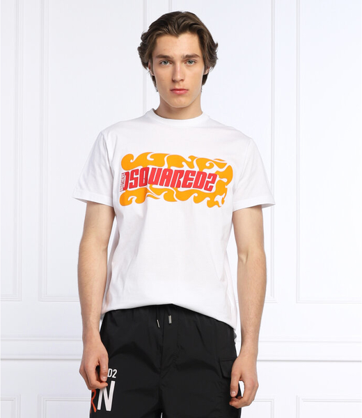 T-shirt Dsquared2 w młodzieżowym stylu z krótkim rękawem