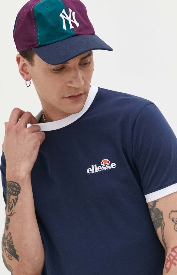 T-shirt Ellesse w sportowym stylu z krótkim rękawem