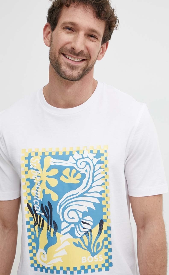 T-shirt Hugo Boss z nadrukiem w młodzieżowym stylu