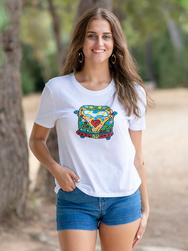 T-shirt Isla Bonita By Sigris w młodzieżowym stylu z krótkim rękawem z okrągłym dekoltem