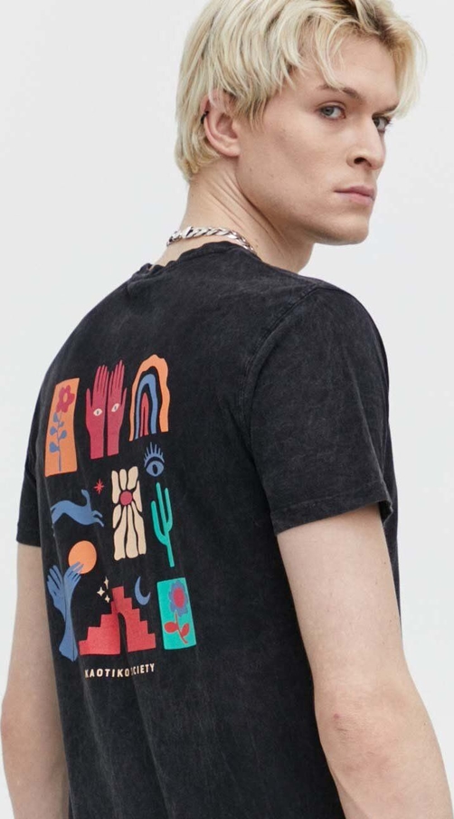 T-shirt Kaotiko w młodzieżowym stylu z nadrukiem