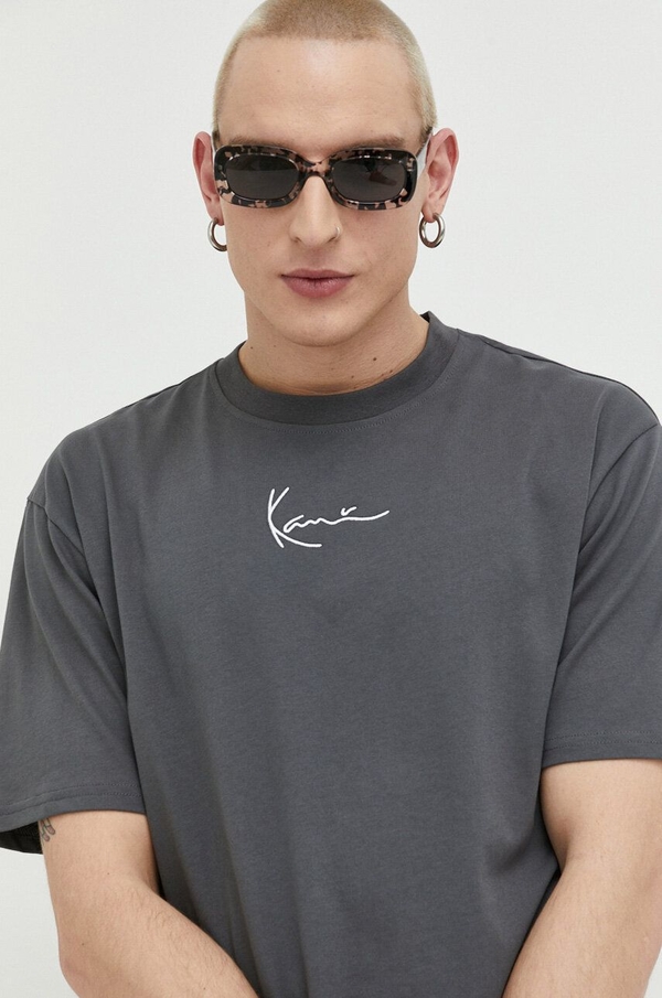 T-shirt Karl Kani w młodzieżowym stylu z krótkim rękawem