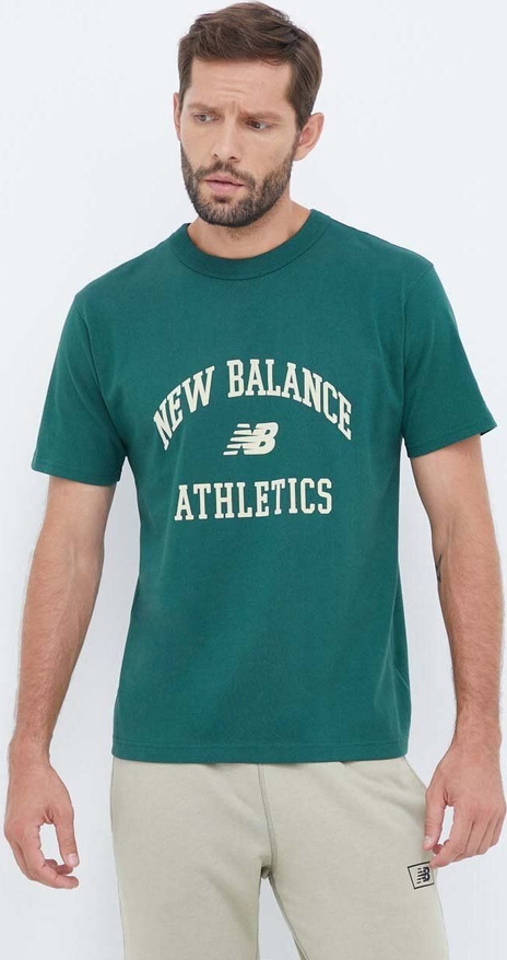 T-shirt New Balance w sportowym stylu z nadrukiem z bawełny