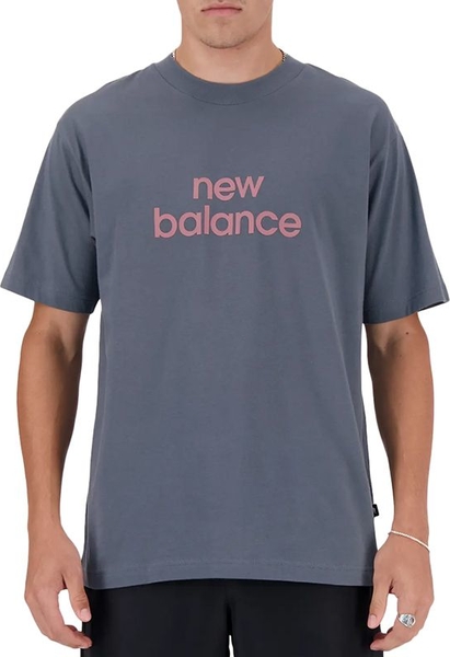 T-shirt New Balance z bawełny w młodzieżowym stylu z krótkim rękawem