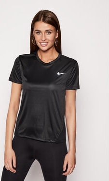 T-shirt Nike z krótkim rękawem w sportowym stylu z okrągłym dekoltem