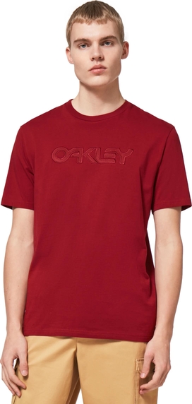 T-shirt Oakley w młodzieżowym stylu