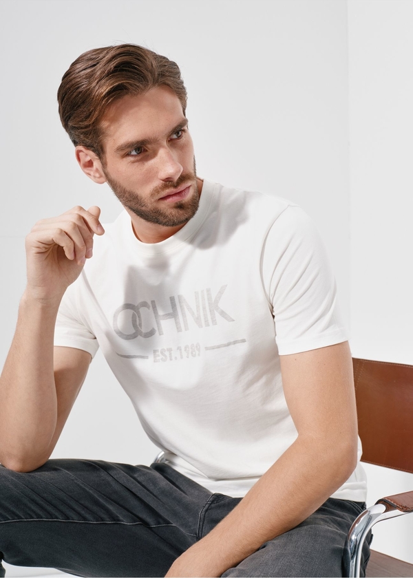 T-shirt Ochnik w młodzieżowym stylu z bawełny z krótkim rękawem