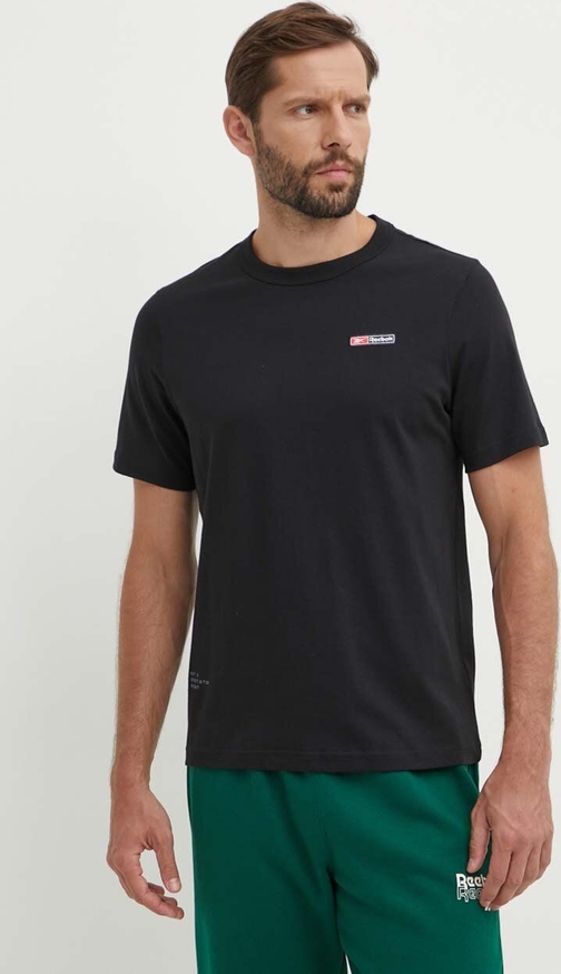 T-shirt Reebok z nadrukiem w sportowym stylu z krótkim rękawem
