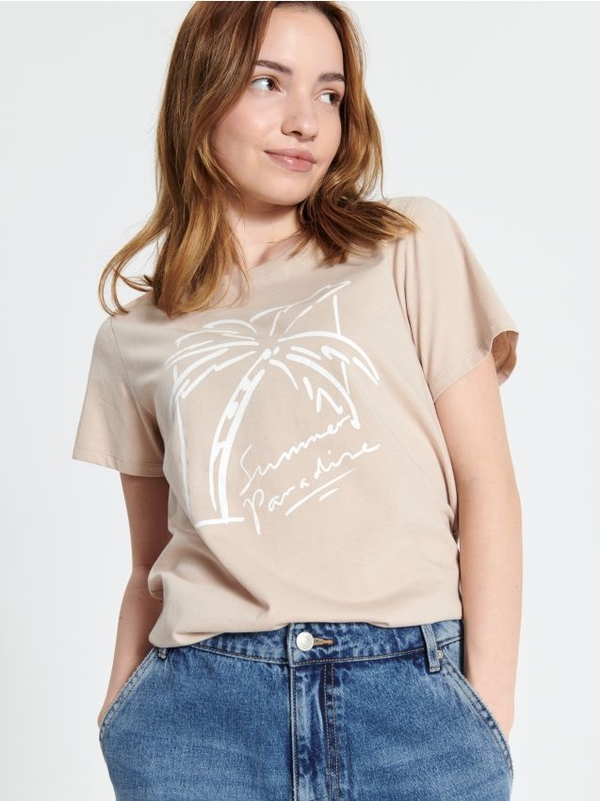 T-shirt Sinsay z nadrukiem w młodzieżowym stylu z krótkim rękawem