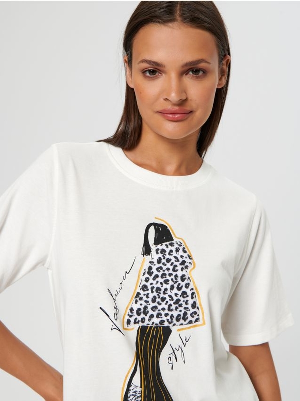 T-shirt Sinsay z tkaniny w młodzieżowym stylu z okrągłym dekoltem