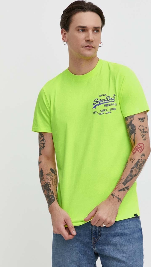 T-shirt Superdry w młodzieżowym stylu z krótkim rękawem