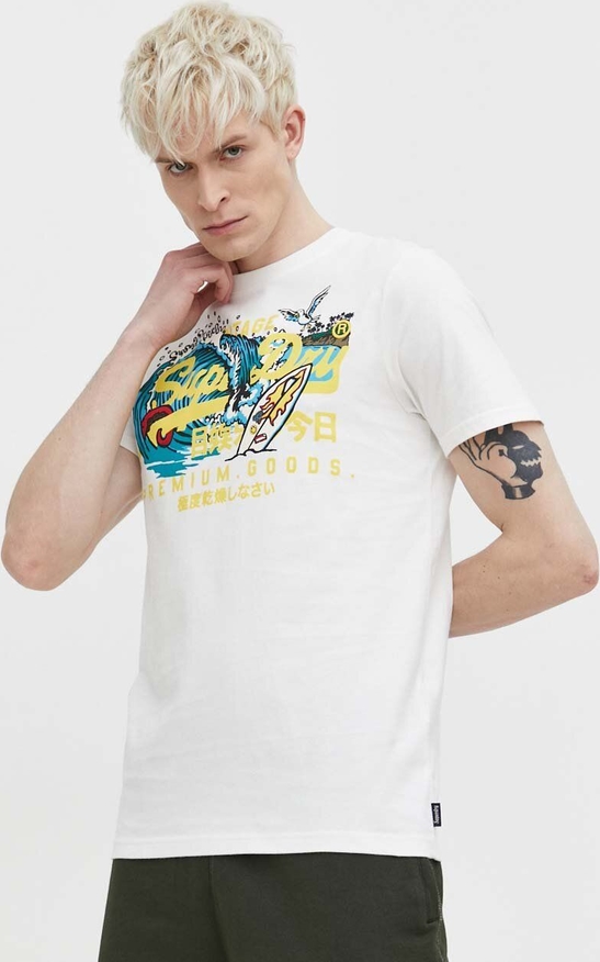 T-shirt Superdry z bawełny w młodzieżowym stylu