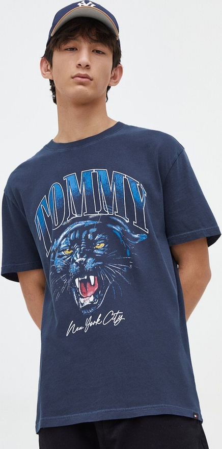 T-shirt Tommy Jeans z krótkim rękawem z bawełny w młodzieżowym stylu